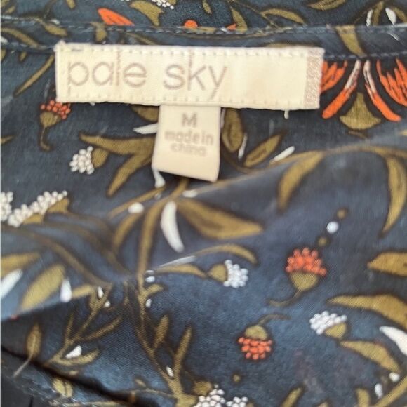 Pale Sky floral lined chiffon button front top with velvet accents size M - Picture 5 of 6